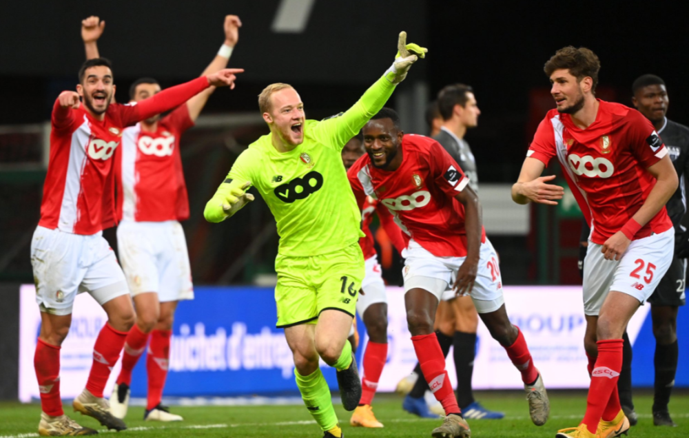 Kaiyun官网勇士不断突破！，Scout连续七场比赛得分超过刷新纪录上演精彩一战的简单介绍