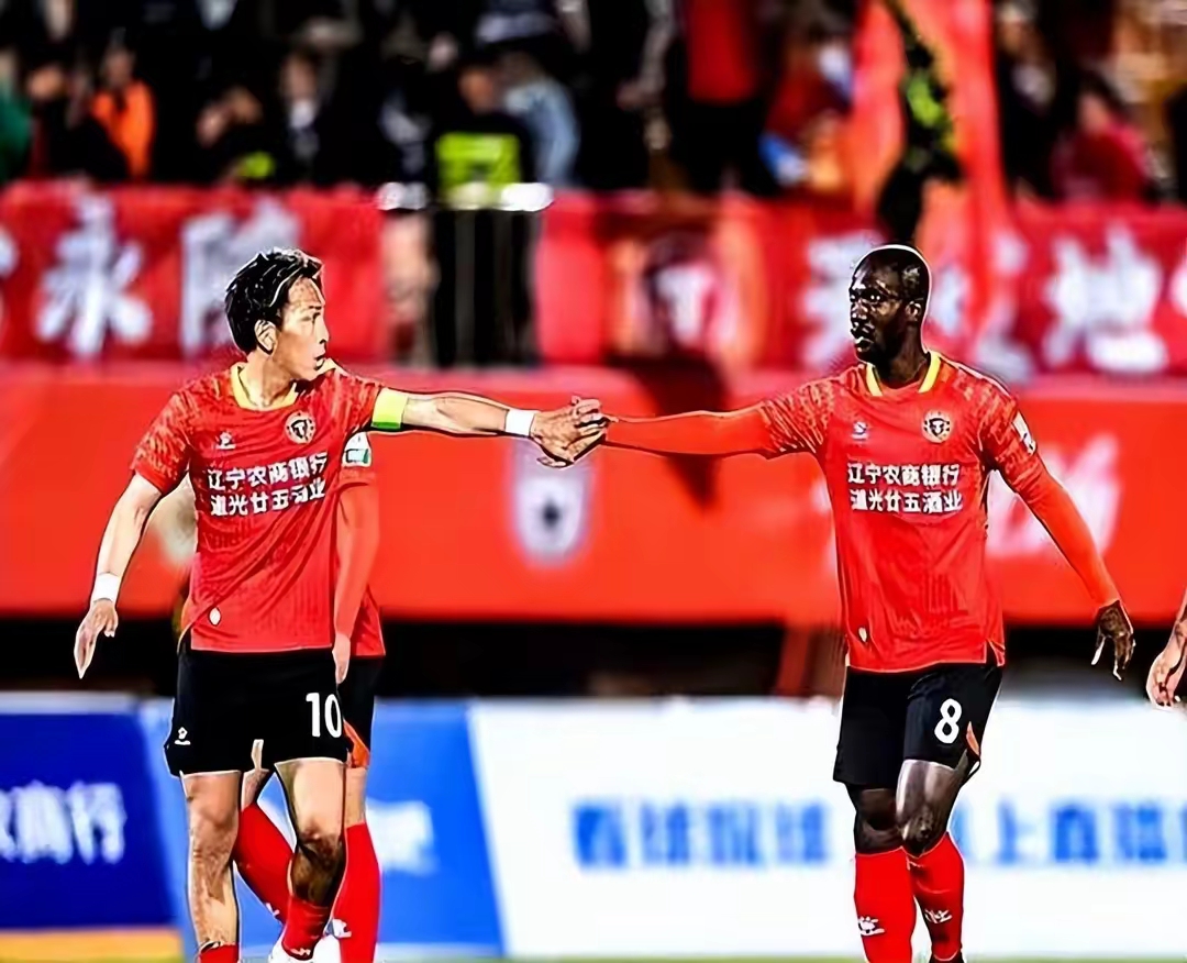 开云体育注册登录关于冲刺阶段体能课后，广州队强势反弹备战荷甲，质疑声仍在，细节决定成败的信息