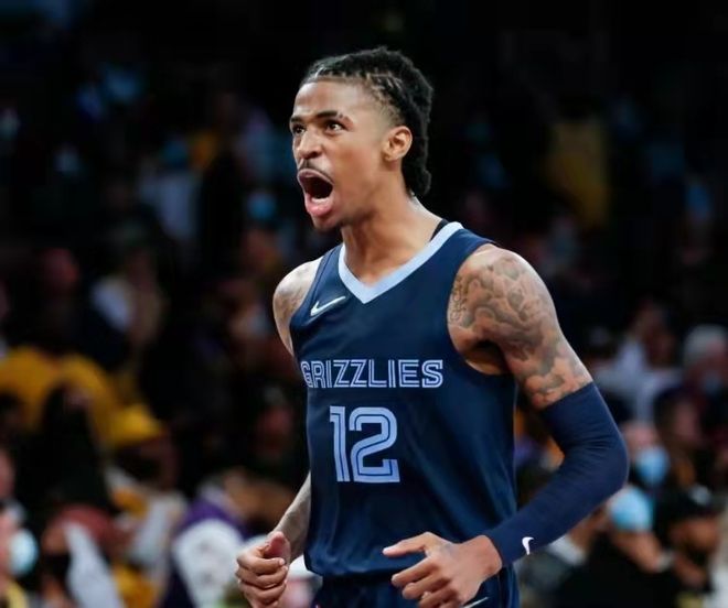 开云中国官方网站孟菲斯灰熊训练开放日；今晚豪取连胜引欢呼；CBA季后赛在即；临场指挥获称赞的简单介绍